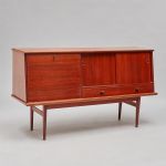 1011 1361 SIDEBOARD